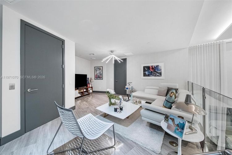 Porsche Design Tower #5003 image #22