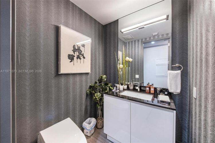 Porsche Design Tower #5003 image #27