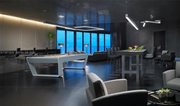 Porsche Design Tower #5003 image #34