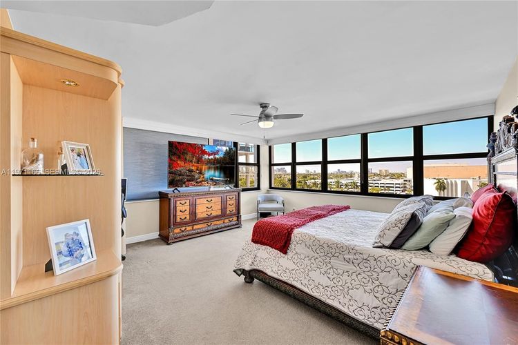 The Corinthian #9H image #13