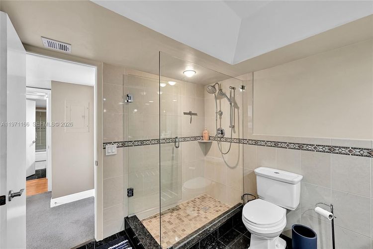 The Corinthian #9H image #14