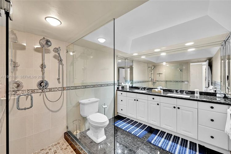 The Corinthian #9H image #15