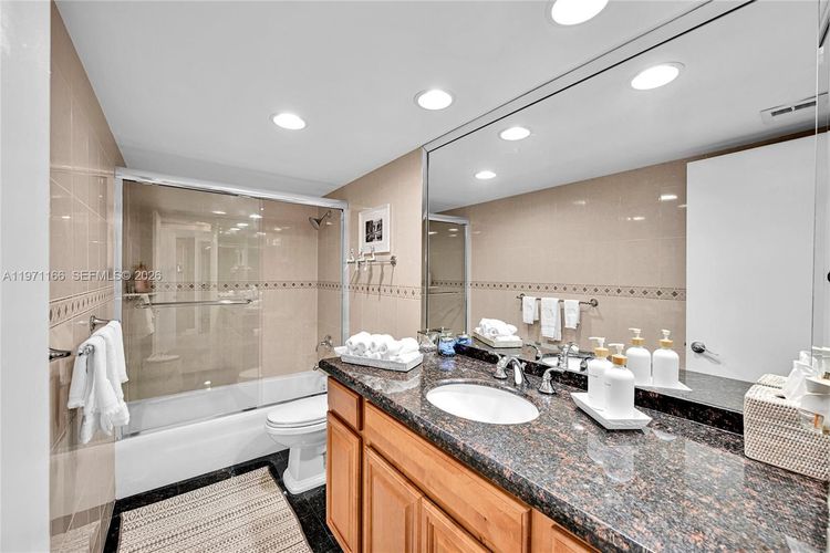 The Corinthian #9H image #16