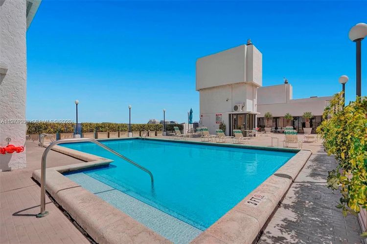 The Corinthian #9H image #36