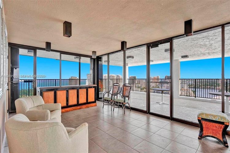 The Corinthian #9H image #42