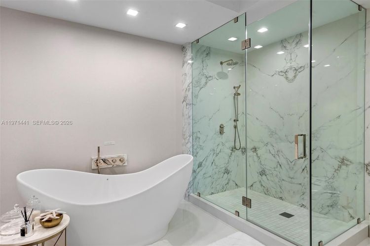 Trump Tower 1 #803 image #18