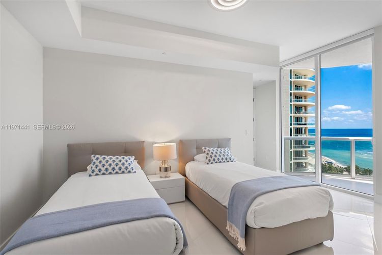 Trump Tower 1 #803 image #20