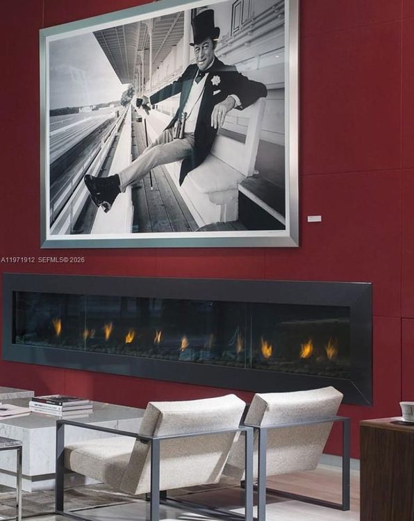 The Bond #4009 image #35