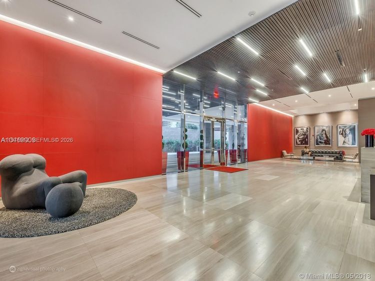 The Bond #4009 image #42