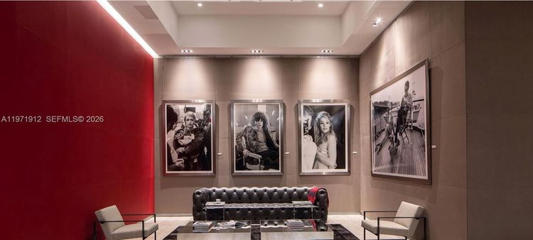 The Bond #4009 image #44