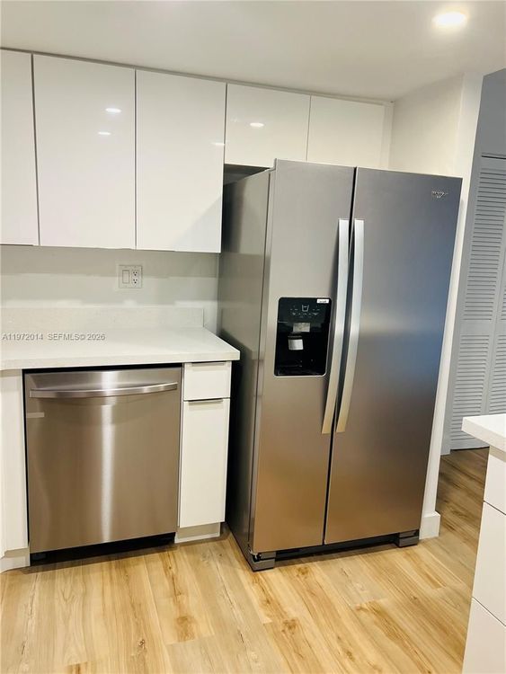 Brickell Bay Club #308 image #16