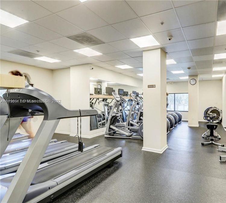 Brickell Bay Club #308 image #9