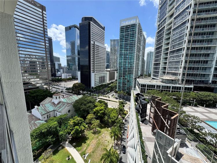 Icon Brickell II #1810 image #15