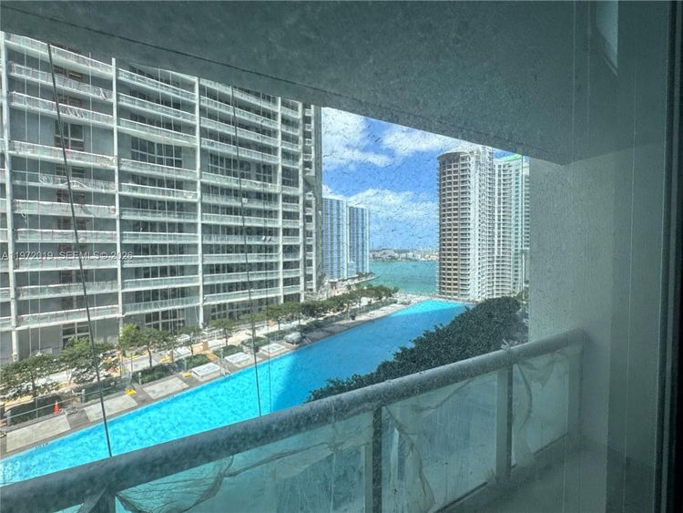 Icon Brickell II #1810 image #25