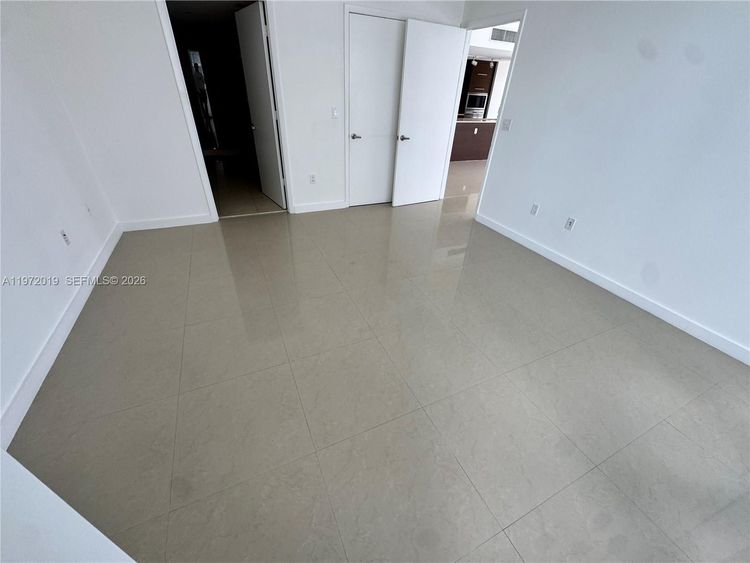 Icon Brickell II #1810 image #27