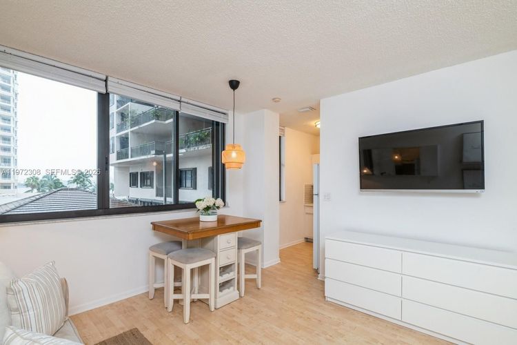 Brickell Key II #504 image #15