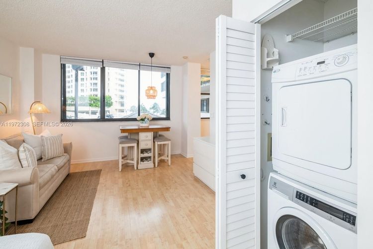 Brickell Key II #504 image #25