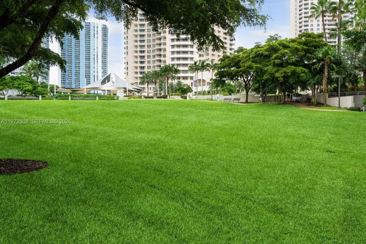 Brickell Key II #504 image #30