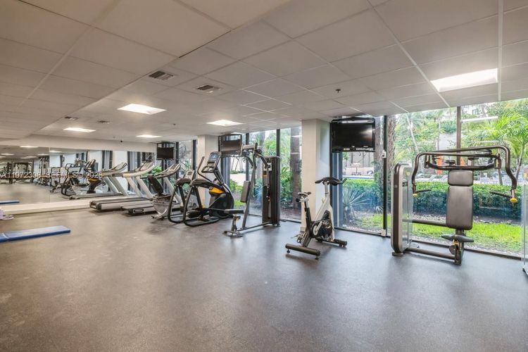 Brickell Key II #504 image #8