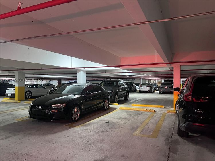 Isola #1601 image #36