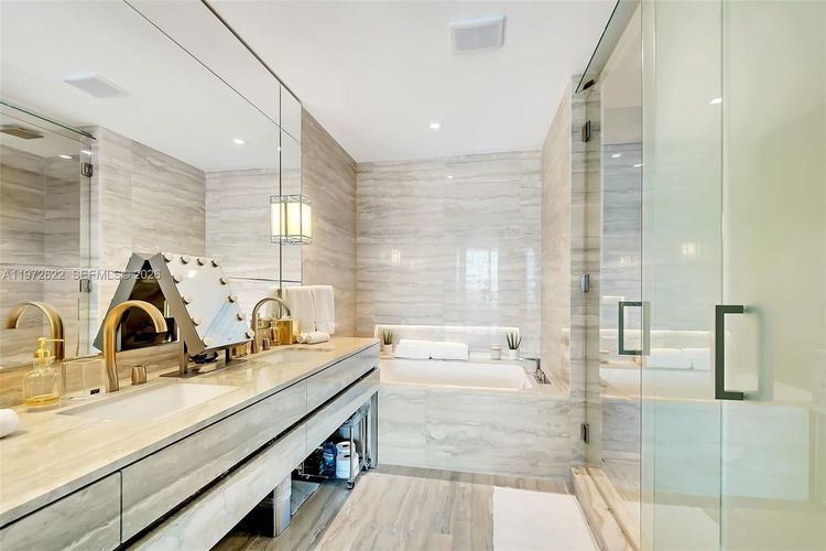 Residences by Armani Casa #3304 image #14