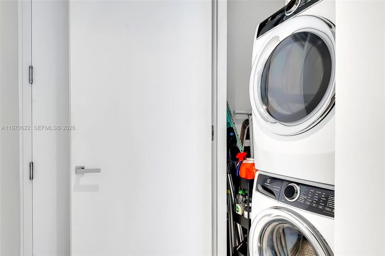 Residences by Armani Casa #3304 image #17