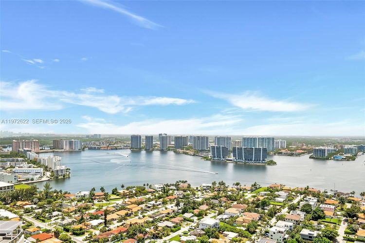 Residences by Armani Casa #3304 image #18