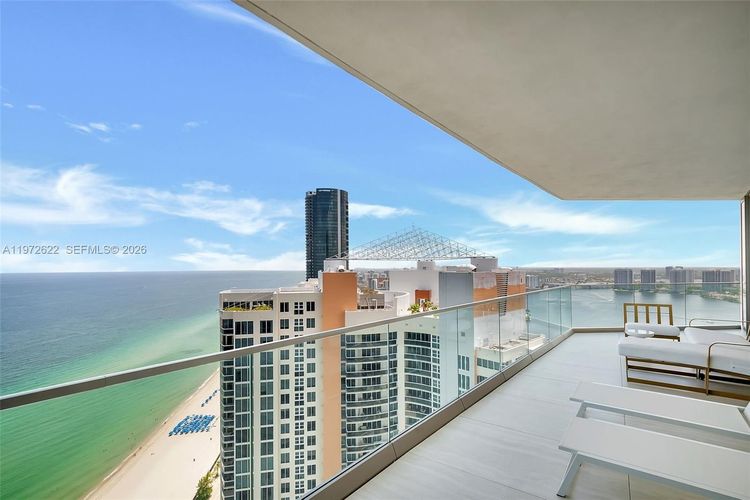 Residences by Armani Casa #3304 image #19