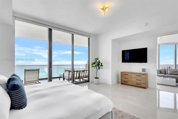 Residences by Armani Casa #3304 image #9