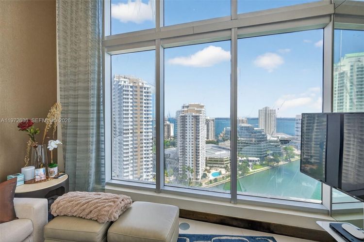 Icon Brickell II #2201 image #14