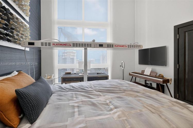 Icon Brickell II #2201 image #17