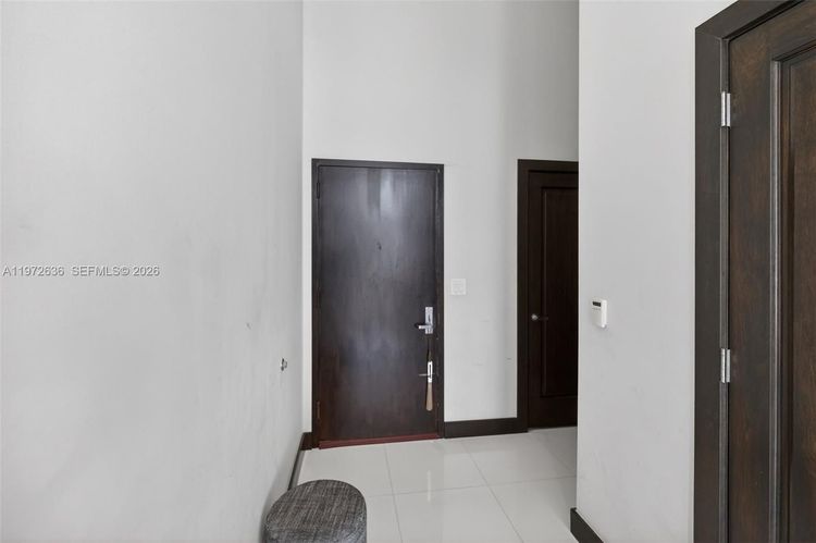 Icon Brickell II #2201 image #23