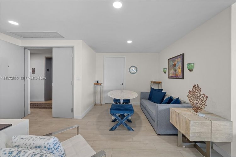 Aria on the Bay #2112 image #15