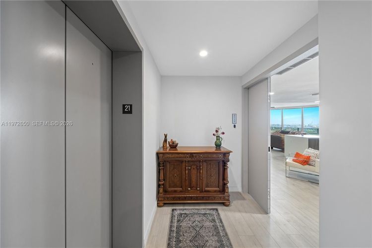 Aria on the Bay #2112 image #7