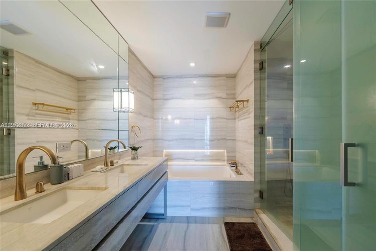 Residences by Armani Casa #3004 image #37