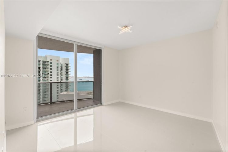 Aria on the Bay #4703 image #9