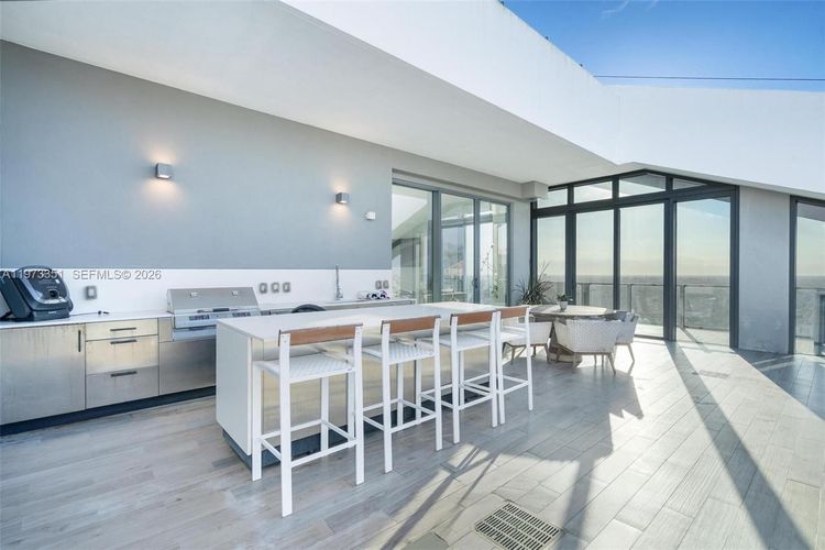 Rise Brickell City Centre #4203 image #16