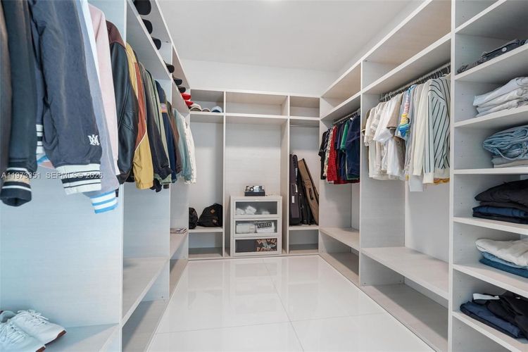 Rise Brickell City Centre #4203 image #25