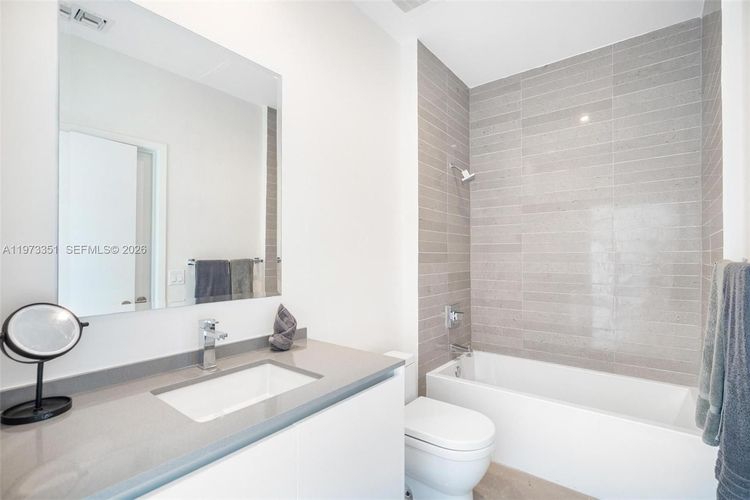 Rise Brickell City Centre #4203 image #28