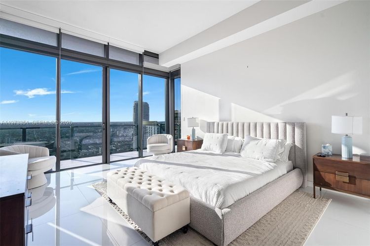 Rise Brickell City Centre #4203 image #38