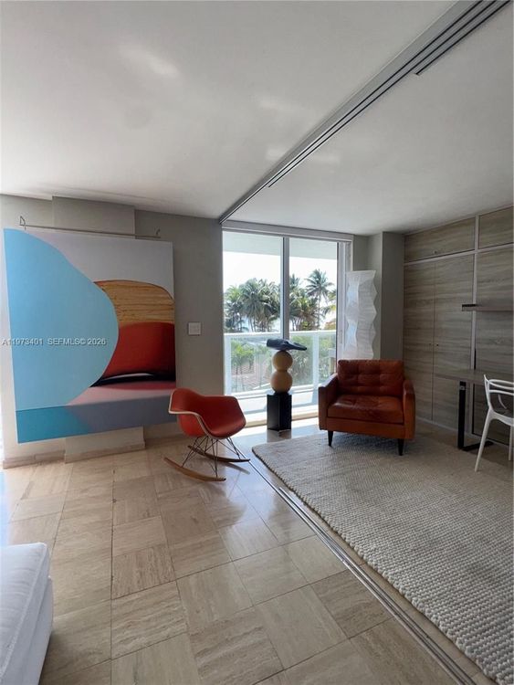 Royal Club Condo #405 image #8