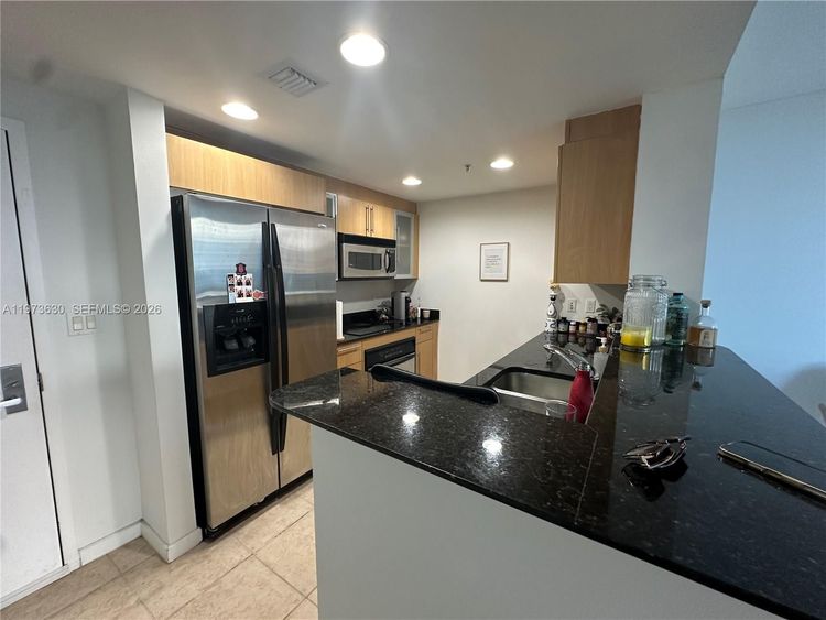 One Miami #1002 image #6