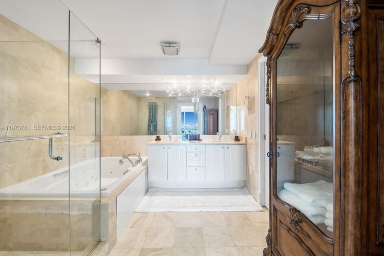Ritz-Carlton Coconut Grove #2102 image #43