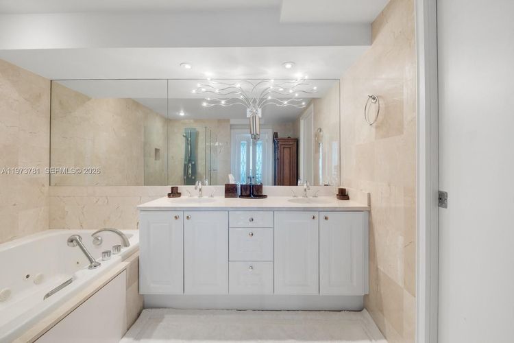 Ritz-Carlton Coconut Grove #2102 image #45