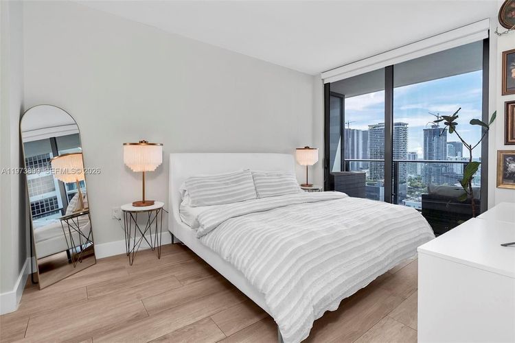 Hyde Midtown #2502 image #10