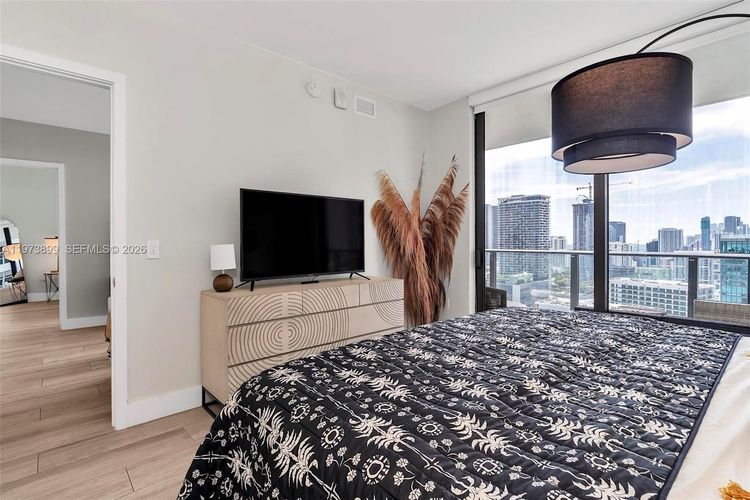 Hyde Midtown #2502 image #13