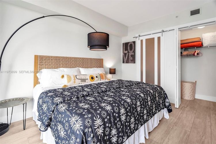 Hyde Midtown #2502 image #14