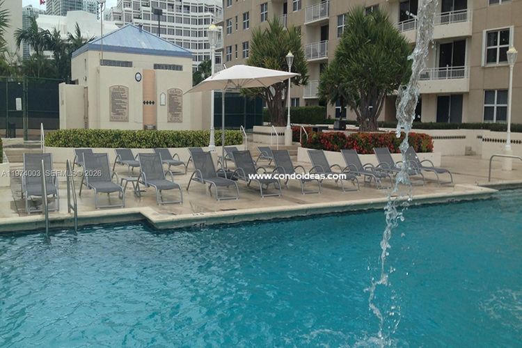 Isola #1613 image #13