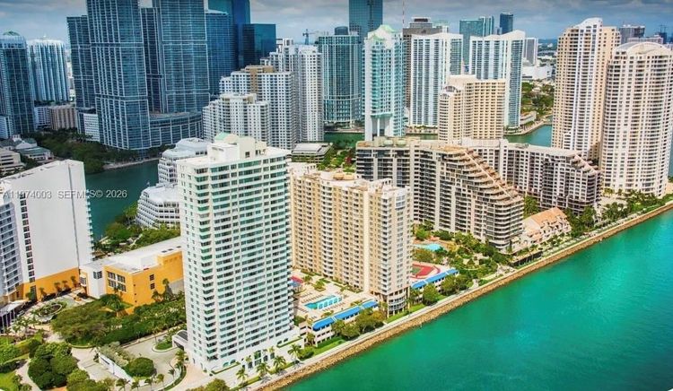 Isola #1613 image #21