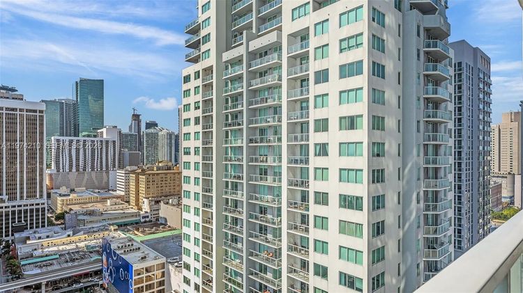 Vizcayne North Tower #1005 image #13